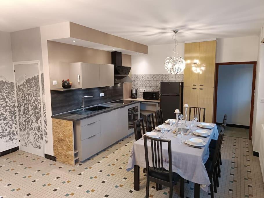 Maison L'Hostal Saura Y Roja Andelat Eksteriør bilde